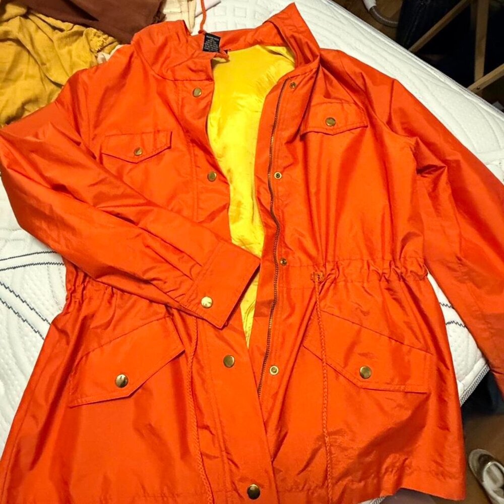 Like New Boston Proper Orange Windbreaker Jacket w Pockets Size Small
